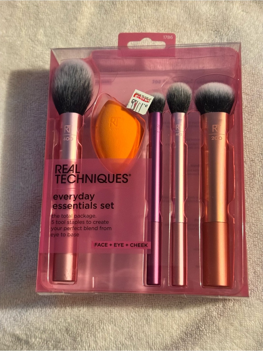 Real Techniques Brush & Sponge Set in Pink and Orange